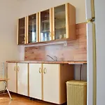 Nyaraló 1 Bedroom Cozy In