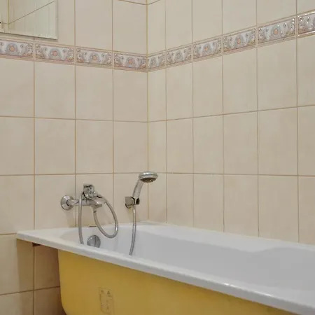 1 Bedroom Amazing In Tatil Evi Kolobrzeg